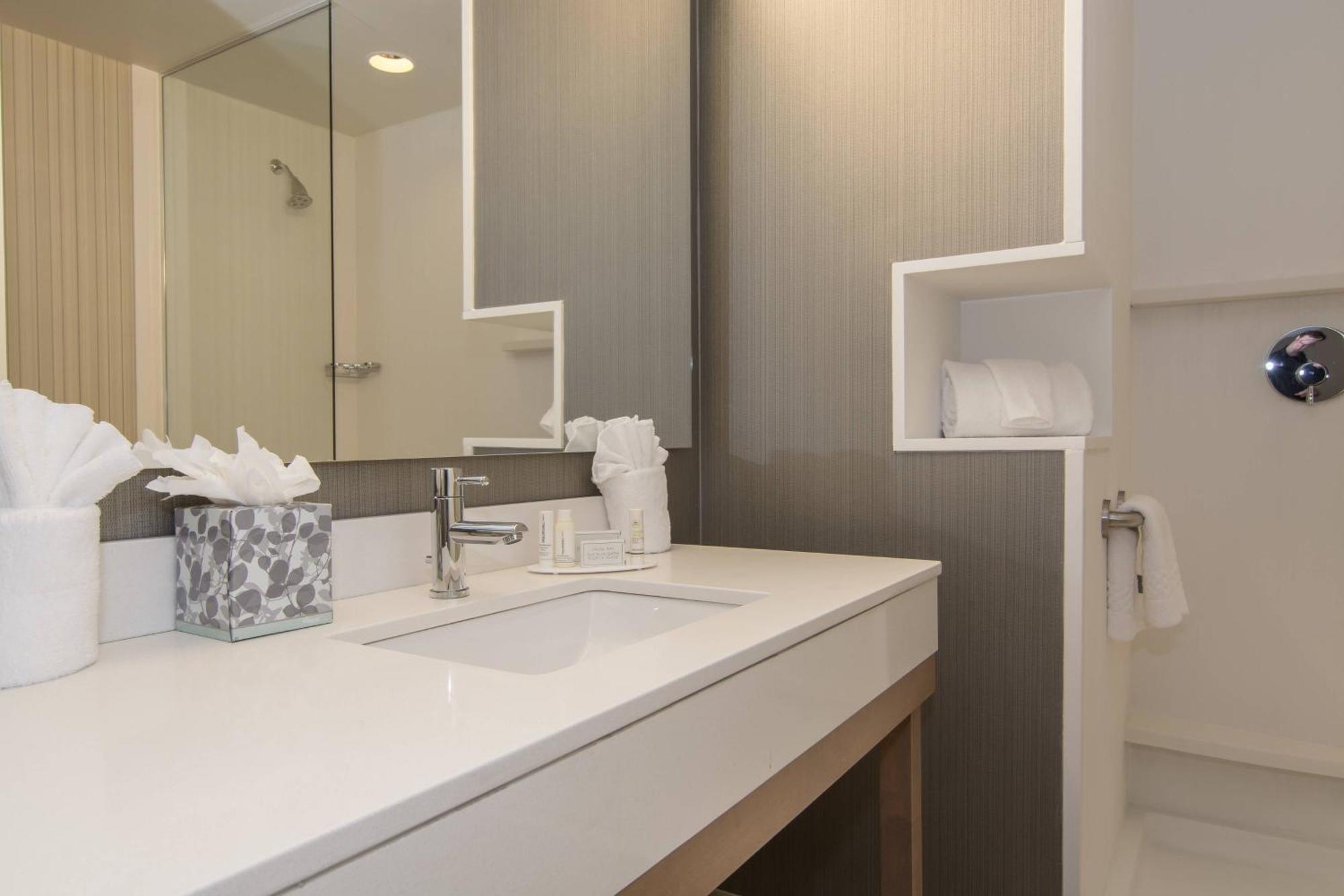 Courtyard By Marriott Raleigh-Durham Airport/Brier Creek Hotel Exterior photo
