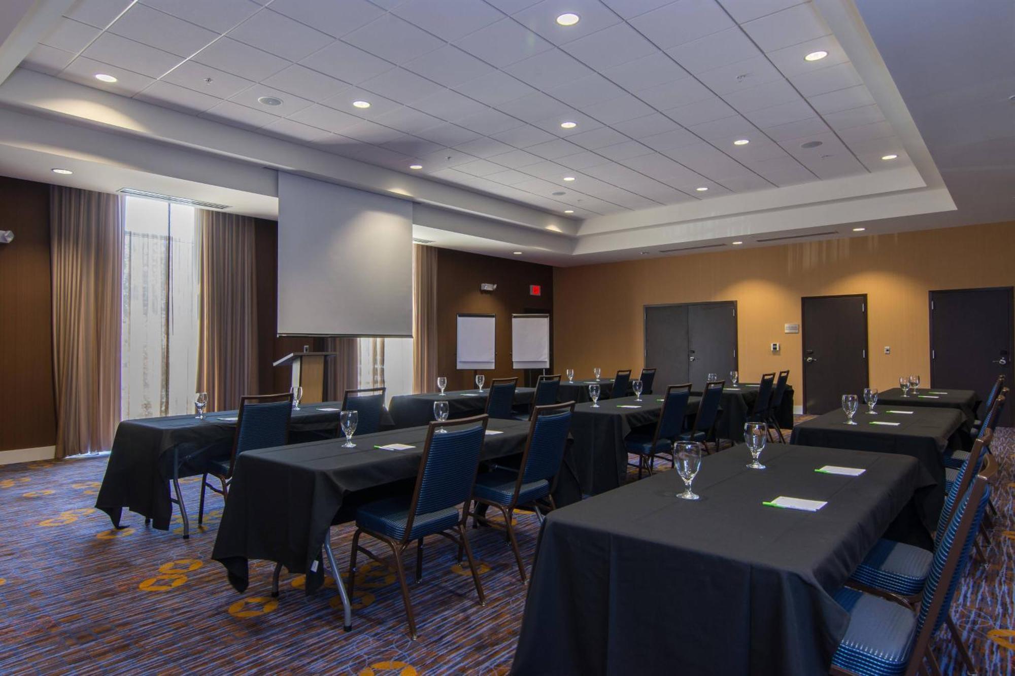Courtyard By Marriott Raleigh-Durham Airport/Brier Creek Hotel Exterior photo
