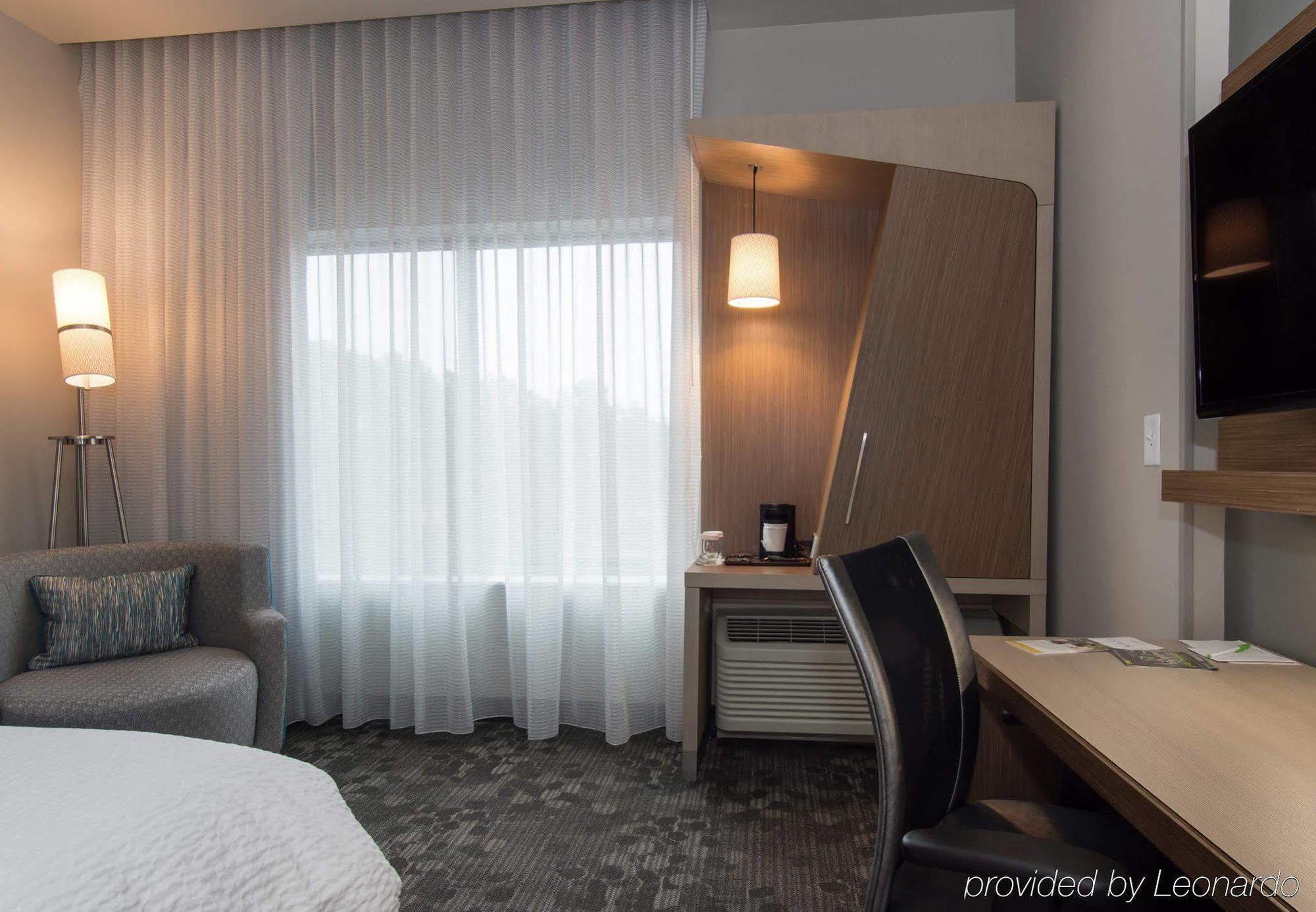 Courtyard By Marriott Raleigh-Durham Airport/Brier Creek Hotel Exterior photo